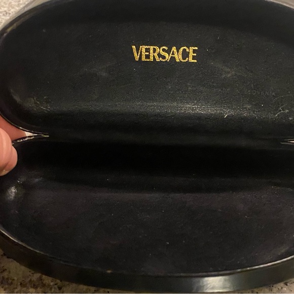 Versace sunglasses - Picture 4 of 8